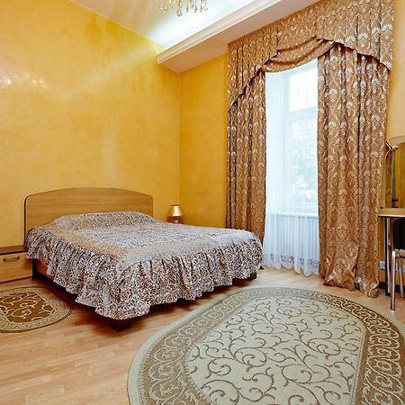 אודסה Apartment Deribasovskaya With Jacuzzi מראה חיצוני תמונה