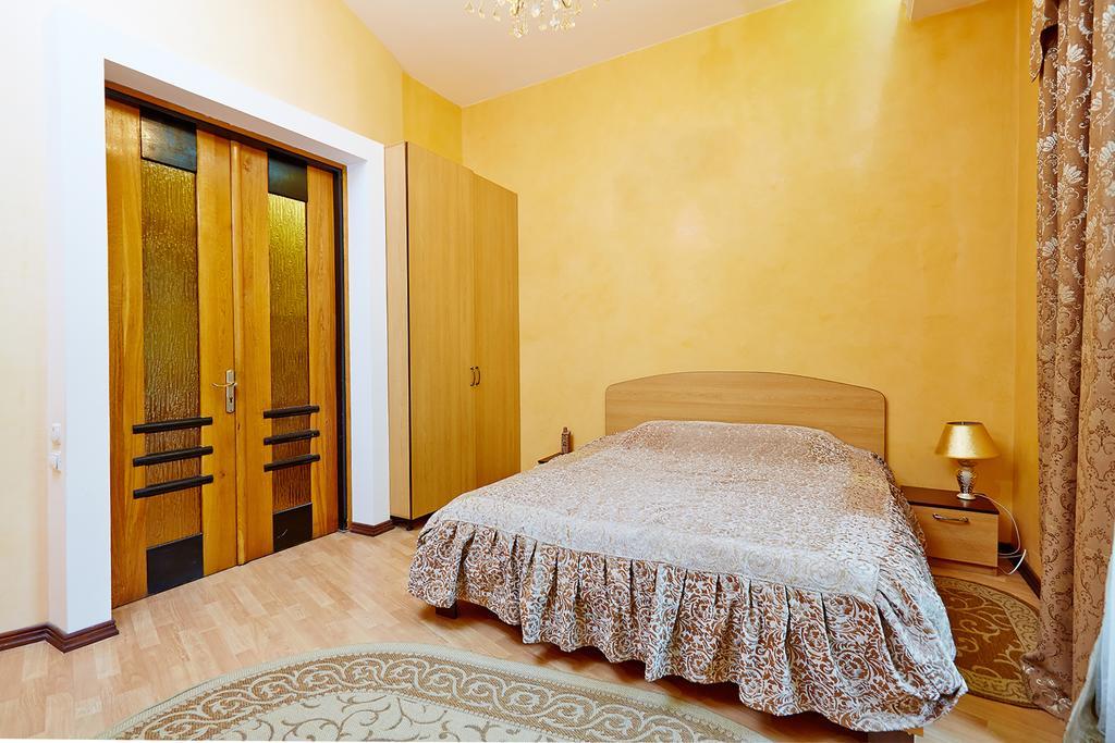 אודסה Apartment Deribasovskaya With Jacuzzi מראה חיצוני תמונה